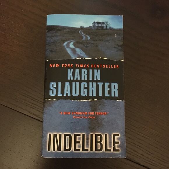 Indelible by Karin Slaughter Paperback Book - Picture 1 of 5